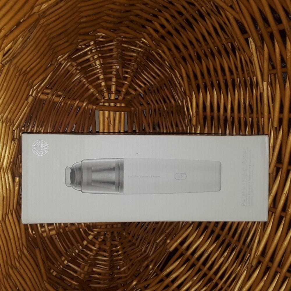 Rechargeable Mini Vacuum  Cleaner